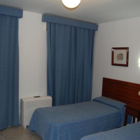 Hotel Marina Victoria Algeciras Eksteriør bilde