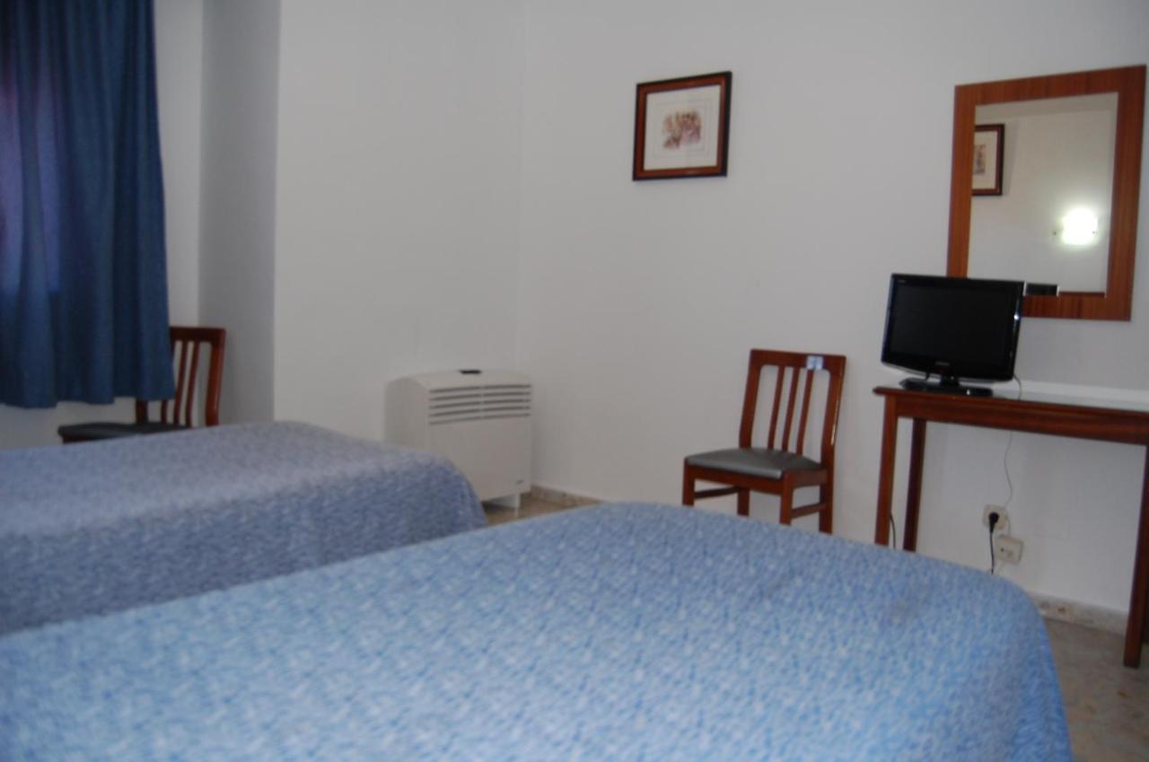 Hotel Marina Victoria Algeciras Rom bilde